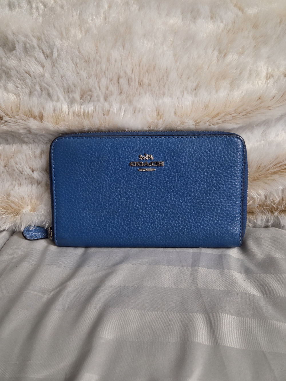 Coach Ellie File Top Zip Crossbody Bag With Matching Wallet - Picture 10 of 16
